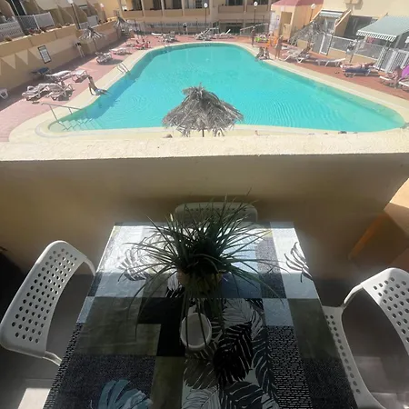 Appartamento Sunny Pool View & Airco Symon Mareverde